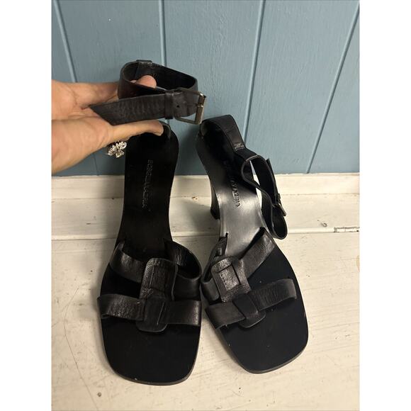 BCBG Maxazria wedge heel open toe ankle strap strappy Sz 8 Narrow BCBGMaxAzaria - Picture 4 of 8